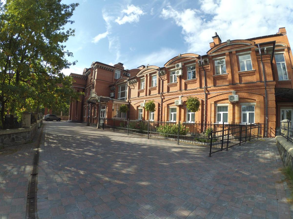Готель Сосновий Бір Kozyn Exterior foto