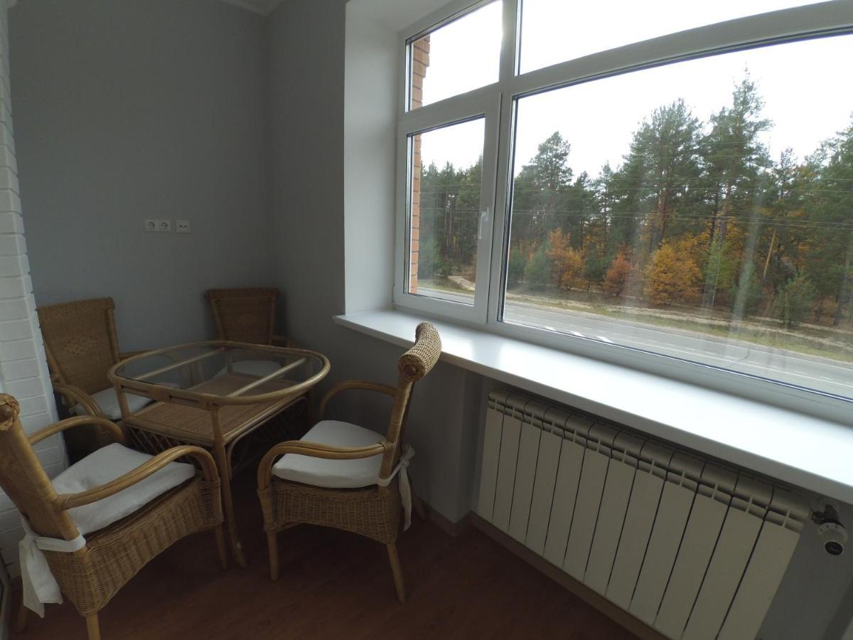 Готель Сосновий Бір Kozyn Exterior foto